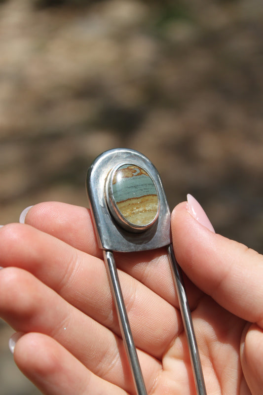 Narrows Pin